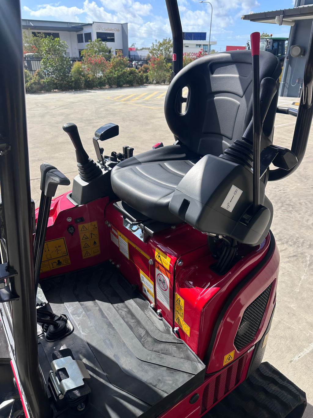 Rhinoceros XN18L